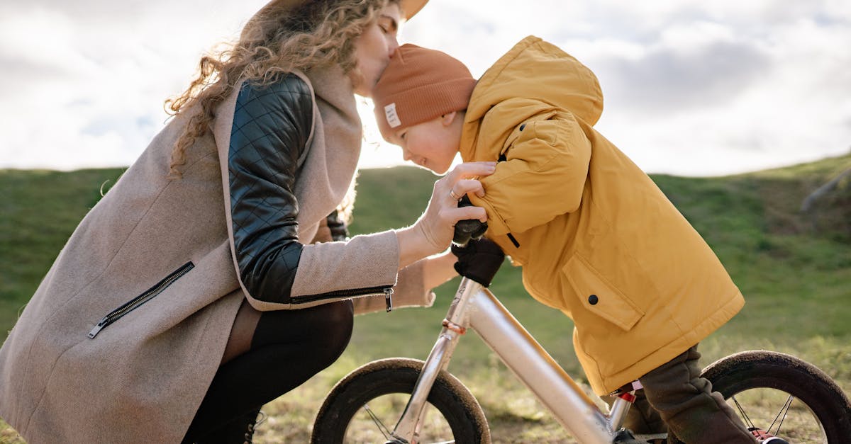 découvrez les vélos d'équilibre, l'accessoire idéal pour initier vos enfants à la bicyclette. offrant sécurité et confort, ces deux-roues permettent de développer l'équilibre et la coordination, tout en s'amusant. explorez notre sélection de modèles modernes et colorés adaptés à tous les âges.