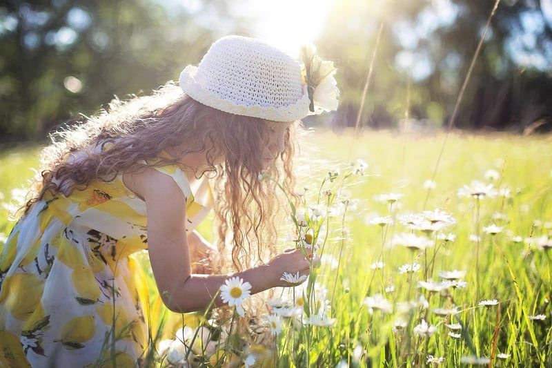 Draisienne en extérieur : les bienfaits d’apprendre à équilibrer dès le plus jeune âge